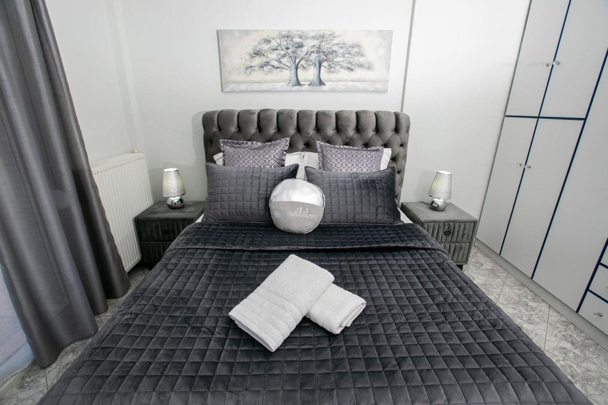 Bay Maisonette Apartment *