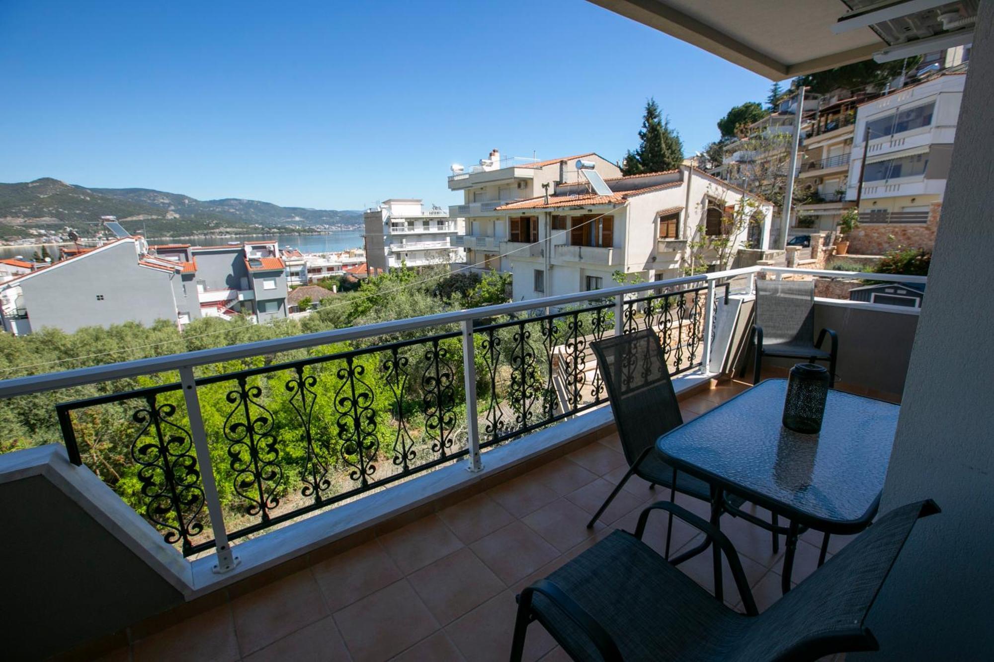 Bay Maisonette Nea Iraklitsa