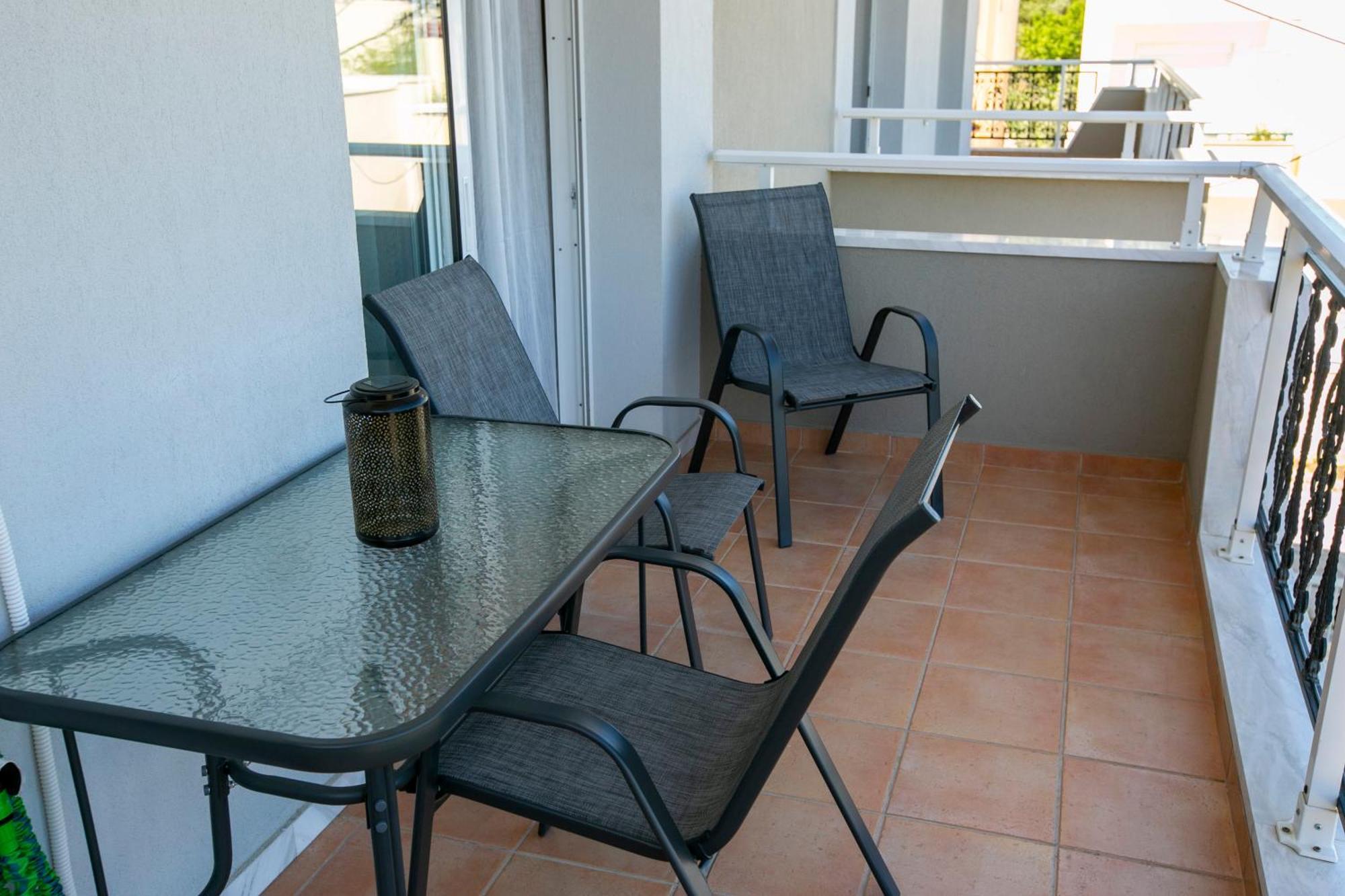 Bay Maisonette Apartment